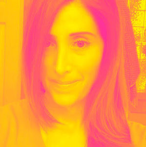 Meet your Posher, Aliza